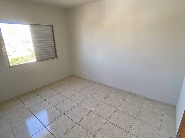 #13 - Apartamento para Venda em Poços de Caldas - MG - 2